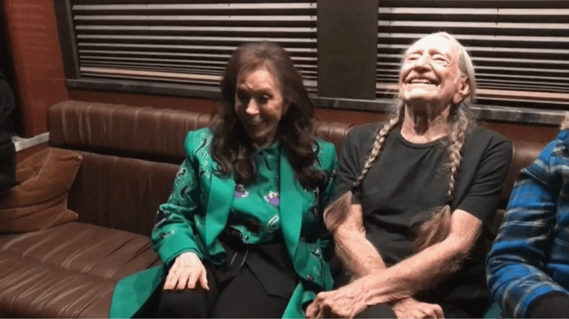 Loretta Lynn’s Granddaughter & Willie Nelson’s Son Reignite a Timeless